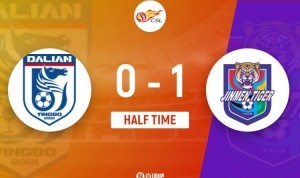 pg电子-半场-基莱斯连续3场破门谭望嵩教练席染黄 大连英博0-1天津津门虎