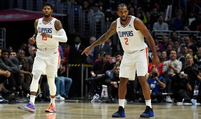 双星末节发力扭转乾坤 有韦少的快艇队终于赢球了