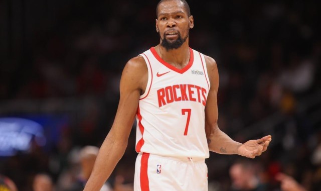 电子游戏平台-0补强火箭连续惨败，3大短板明显！杜兰特31分破纪录摊手抱怨申京