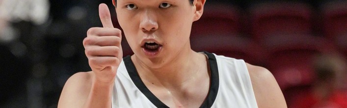 pg电子官网-10分5板3助1帽！杨瀚森天神下凡，暴露三大短板，开拓者捡到宝了