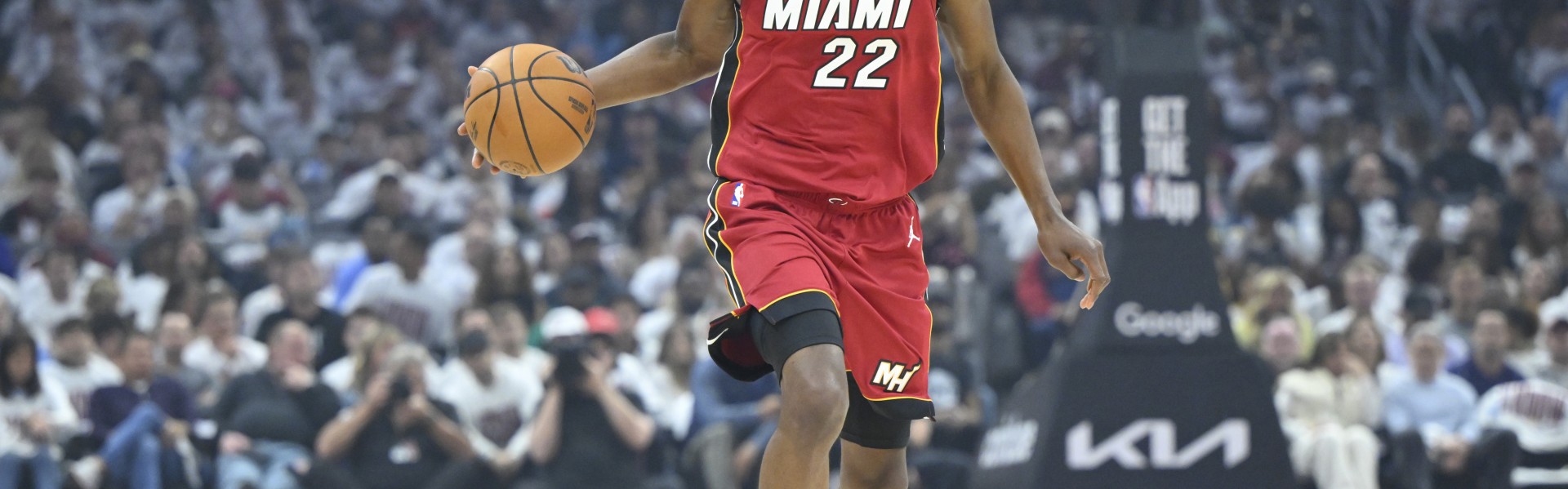 Buha：👄维金斯是湖人确实可行的目标 他能补充很多方面